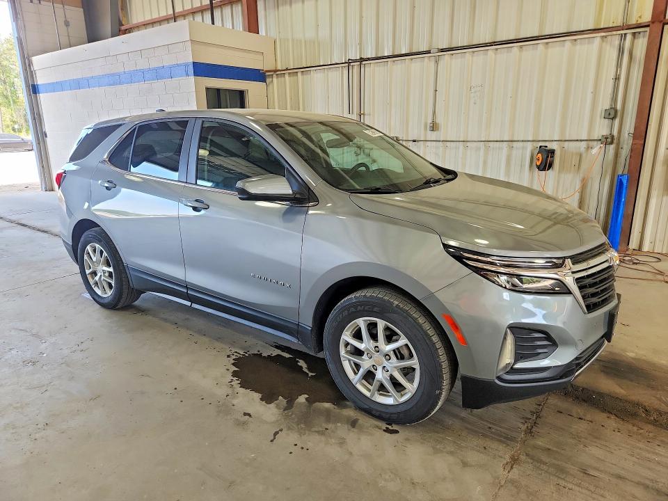 2024 Chevrolet Equinox VIN 3GNAXTEG3RL243249 COPART salvage auction — NORMAL WEAR, VA - CERTIFICATE OF TITLE, sold $10,300 on 2026-07-09 (photo 4)