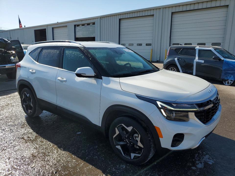 2024 Kia Seltos VIN KNDER2AA5R7593020 COPART salvage auction — ROOF, Al - Cert Of Title-Salvage Title, sold $12,200 on 2026-07-30 (photo 4)
