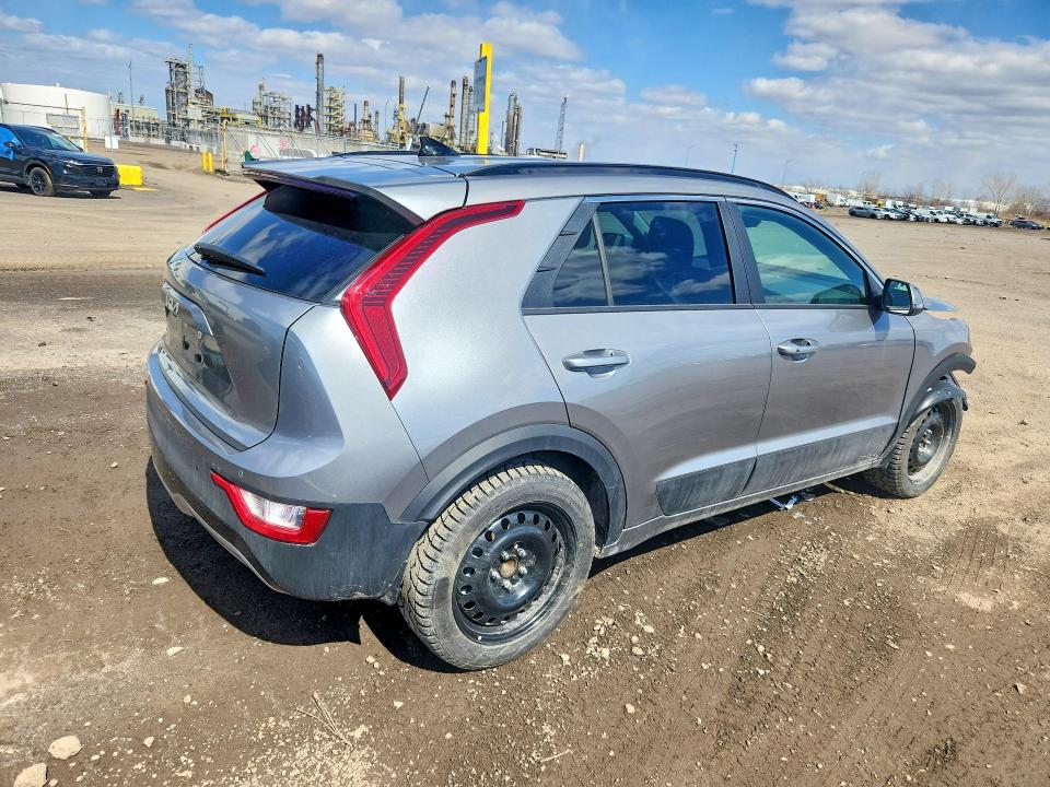 2026 Kia Niro VIN KNDCR3L14T5146465 COPART salvage auction — FRONT END, Qc - Gravement Accidente, sold $1,350 on 2026-07-14 (photo 3)