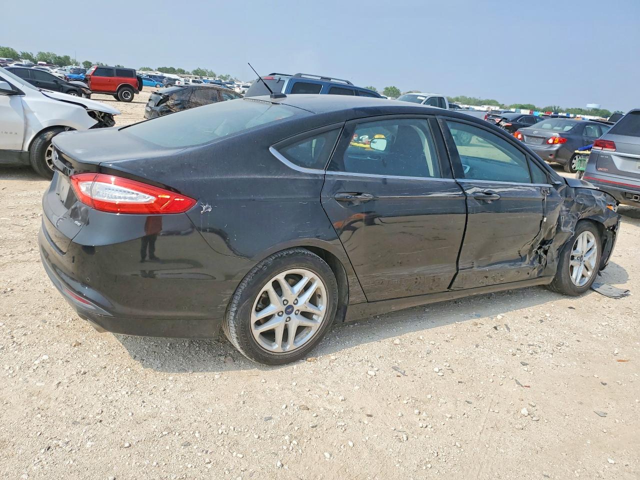 2016 Ford Fusion VIN 3FA6P0H71GR354861 COPART salvage auction — Side, TX - SALVAGE VEHICLE TITLE (P), sold $1,650 on 2026-07-09 (photo 3)