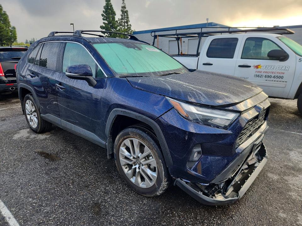 2025 Toyota Rav 4 VIN 2T3A1RFV0SW573407 COPART salvage auction — FRONT END, Ca - Salvage Certificate, sold $14,300 on 2026-07-02 (photo 4)