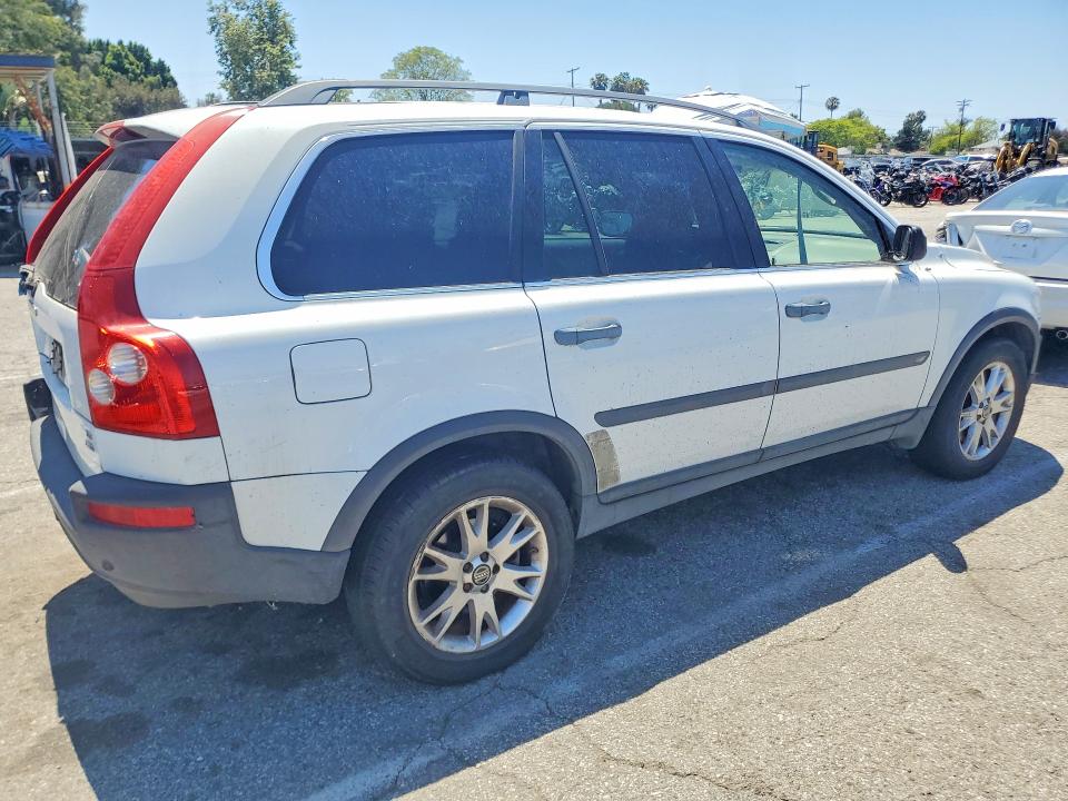 2005 Volvo Xc90 VIN YV1CZ911151152931 COPART salvage auction — MINOR DENT/SCRATCHES, In - Cert Of Title-Salvage Title, sold $350 on 2026-07-02 (photo 3)