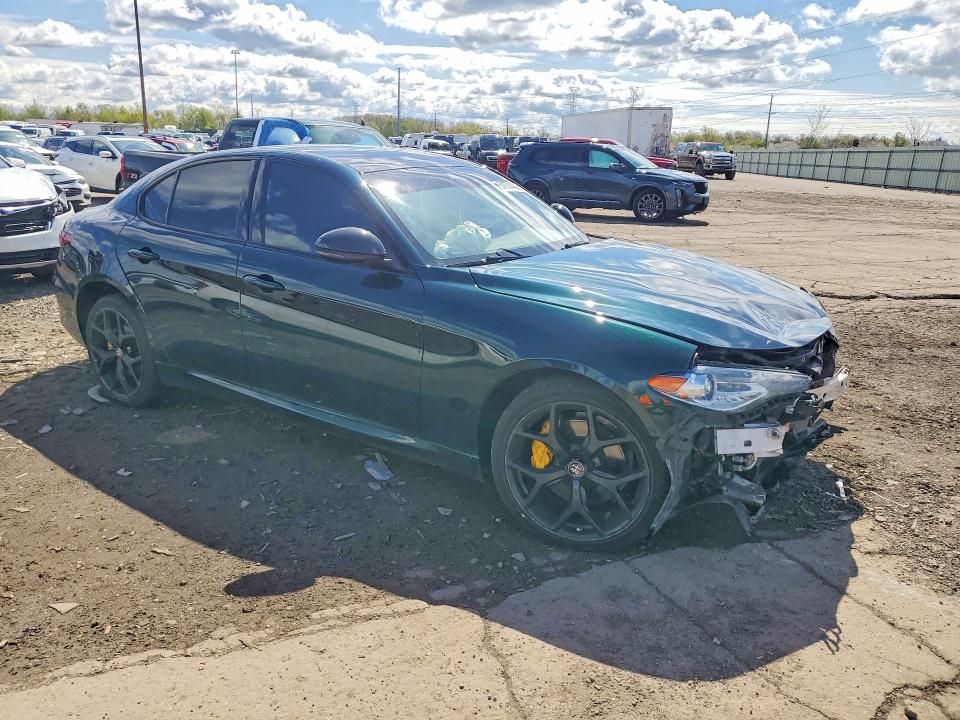 2021 Alfa romeo Giulia VIN ZARFANBN5M7648529 COPART salvage auction — FRONT END, Mi - Scrap Certificate Of Title, sold $4,200 on 2026-07-07 (photo 4)