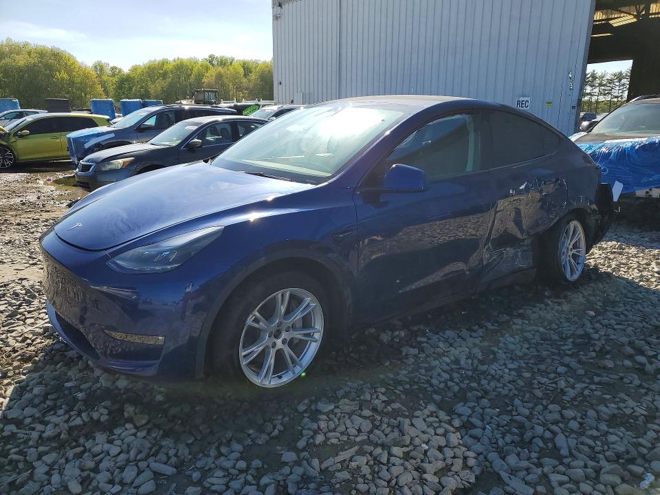 2023 Tesla Model y VIN 7SAYGAEE0PF774434 COPART salvage auction — SIDE, Nj - Cert Of Title-Salvage, sold $9,200 on 2026-07-29 (photo 1)