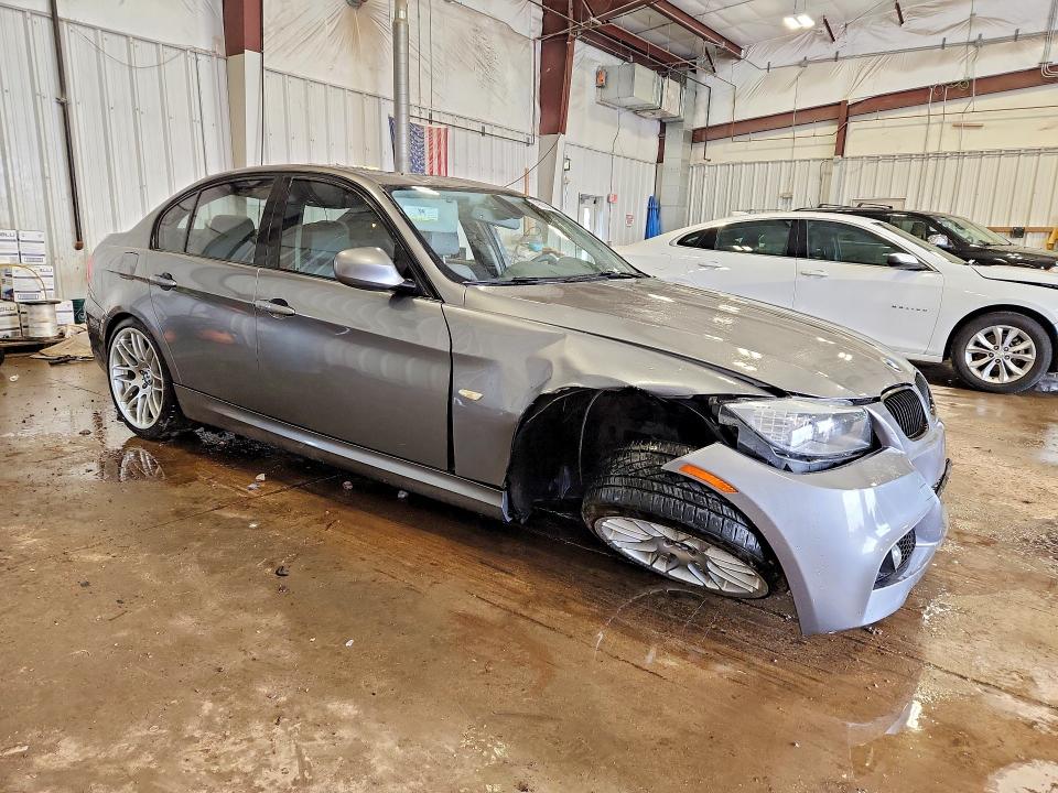 2011 BMW 3er VIN WBAPN7C52BF183821 COPART salvage auction — ROLLOVER, Wi - Junked Vehicle Bill Of Sale, sold $1,350 on 2026-07-20 (photo 4)