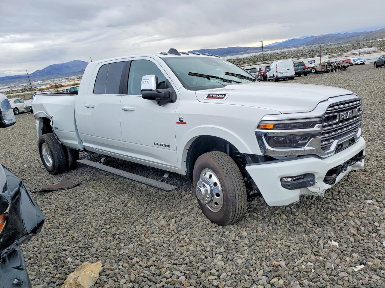 2026 Ram 3500 VIN 3C63RRPL4TG159179 COPART salvage auction — Side, NV - SALVAGE TITLE, sold $51,500 on 2026-07-03 (photo 4)