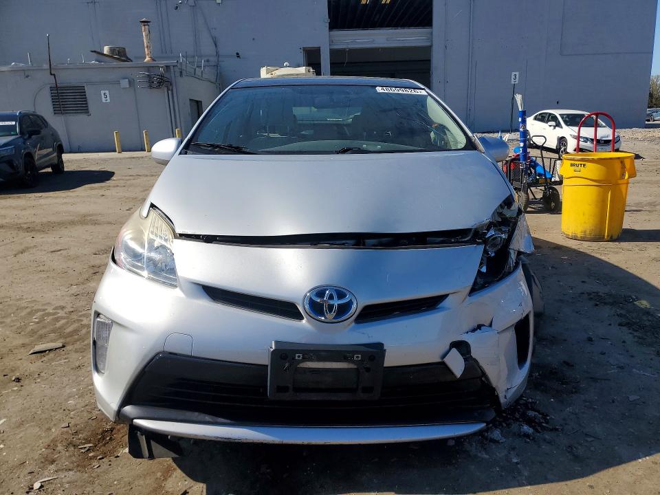 2014 Toyota Prius VIN JTDKN3DUXE1790644 COPART salvage auction — FRONT END, Md - Cert Of Salvage > 75% Damage, sold $225 on 2026-07-22 (photo 5)