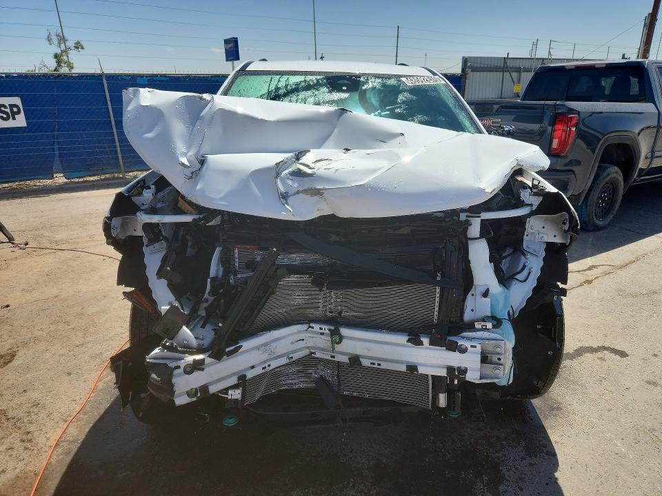 2025 Chevrolet Traverse VIN 1GNERGRS3SJ236672 COPART salvage auction — FRONT END, TX - SALVAGE VEHICLE TITLE, sold $800 on 2026-07-23 (photo 5)
