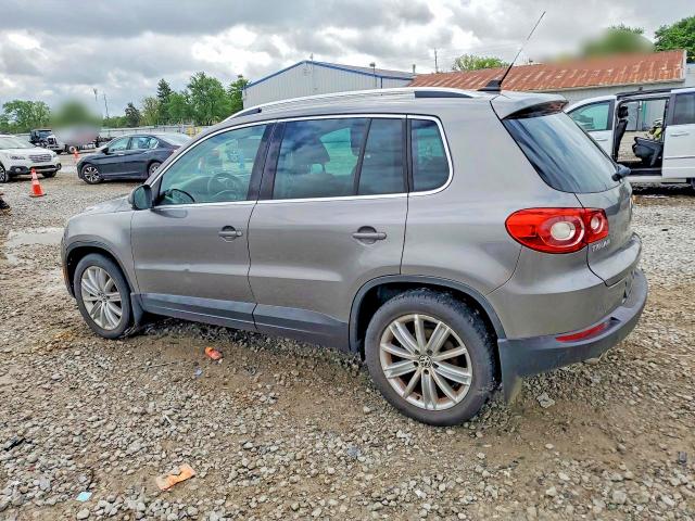 2010 Volkswagen Tiguan VIN WVGBV7AX9AW532050 COPART salvage auction — WATER/FLOOD, OH - CERT OF TITLE-SALVAGE FLOOD, sold $525 on 2026-08-11 (photo 2)