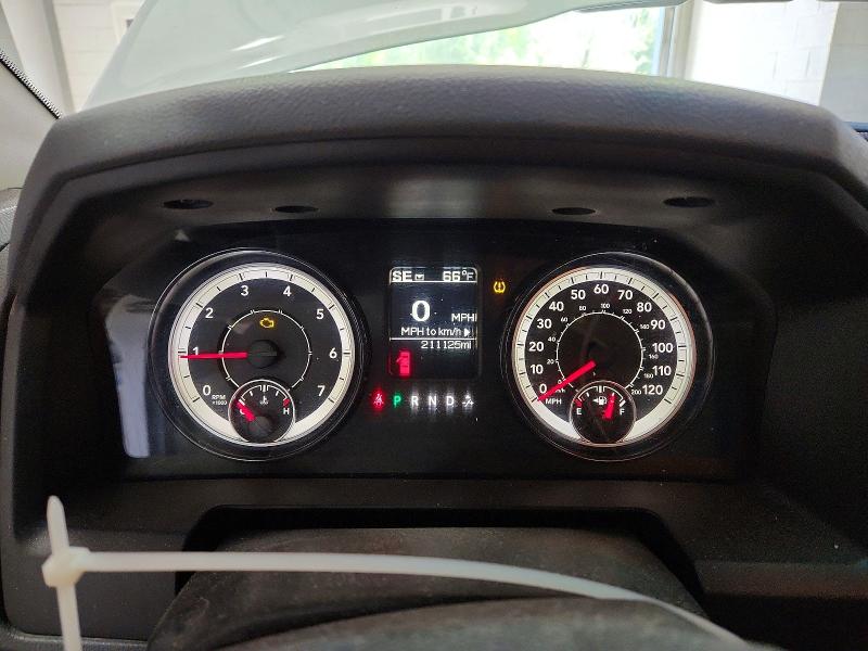 2017 Ram 1500 VIN 1C6RR6GGXHS582358 COPART salvage auction — NORMAL WEAR, Mt - Certificate Of Title, sold $1,700 on 2026-07-10 (photo 9)