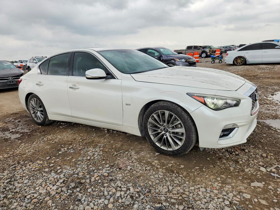 2020 Infiniti Q50 VIN JN1EV7AP8LM205108 COPART salvage auction — SIDE, Salvage Title, sold $1,100 on 2026-07-30 (photo 4)
