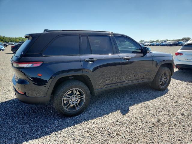 2024 Jeep Cherokee VIN 1C4RJYC63R8505029 COPART salvage auction — WATER/FLOOD, Fl - Cert Of Title-Slvg Rebld Flood, sold $16,900 on 2026-07-02 (photo 3)