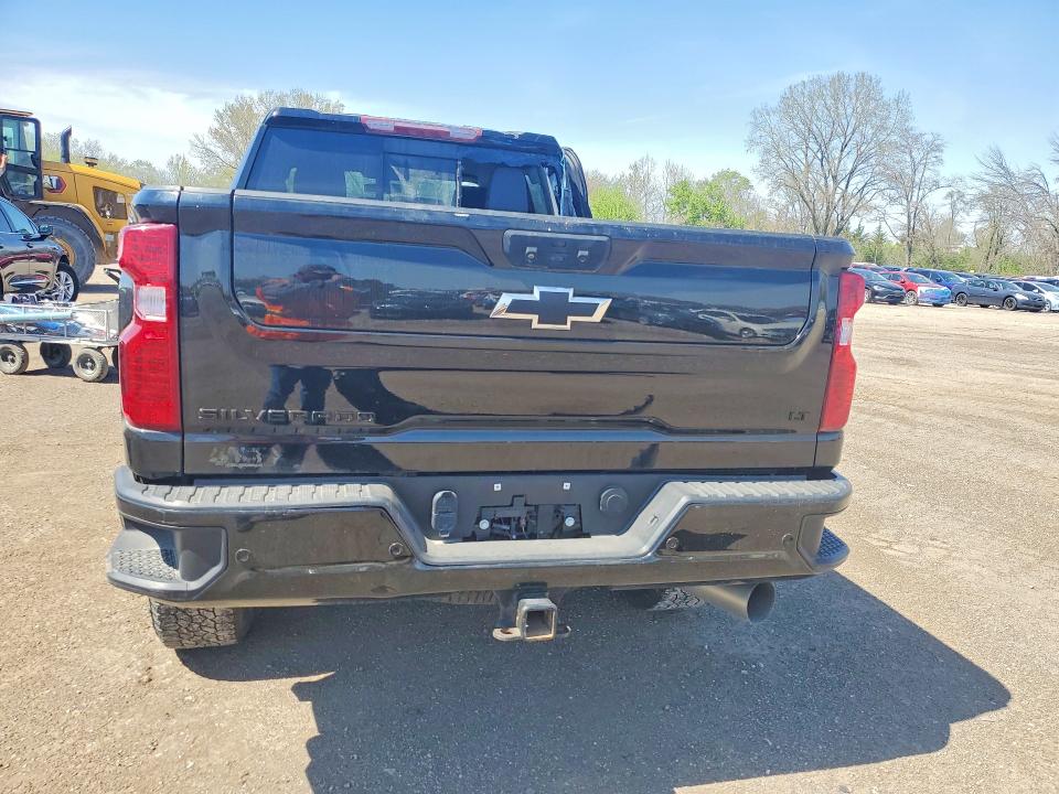 2023 Chevrolet Silverado 3500 VIN 1GC4YTEY0PF240781 COPART salvage auction — SIDE, Ia - Cert Of Title-Salvage Title, sold $18,400 on 2026-07-29 (photo 6)