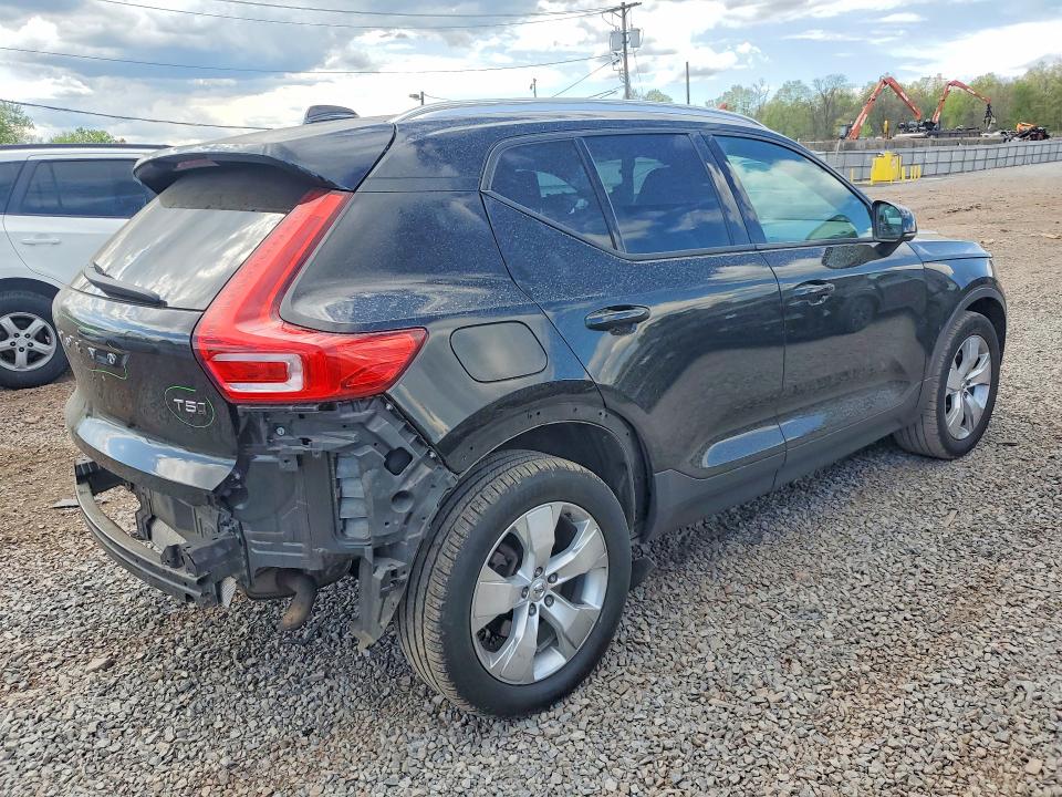 2020 Volvo Xc40 VIN YV4162UK3L2264104 COPART salvage auction — REAR END, NJ - CERT OF TITLE-SALVAGE, sold $375 on 2026-07-21 (photo 3)