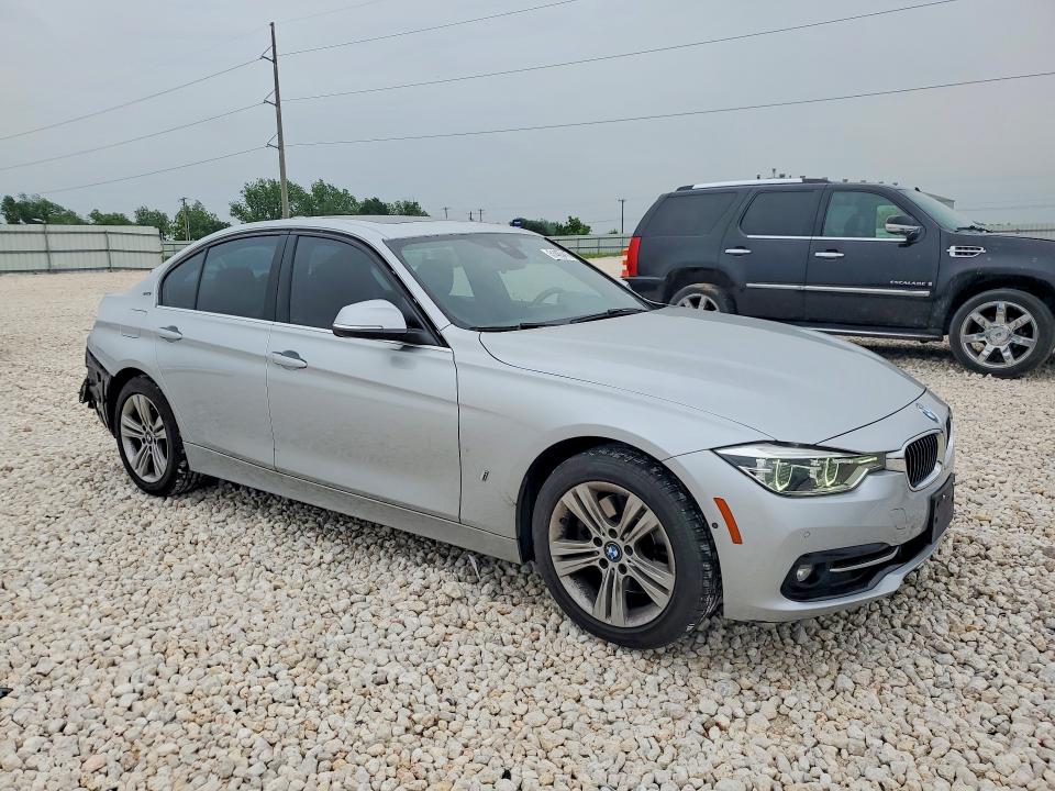 2017 BMW 3er VIN WBA8E1C51HK895142 COPART salvage auction — REAR END, Tx - Certificate Of Title, sold $6,800 on 2026-07-09 (photo 4)