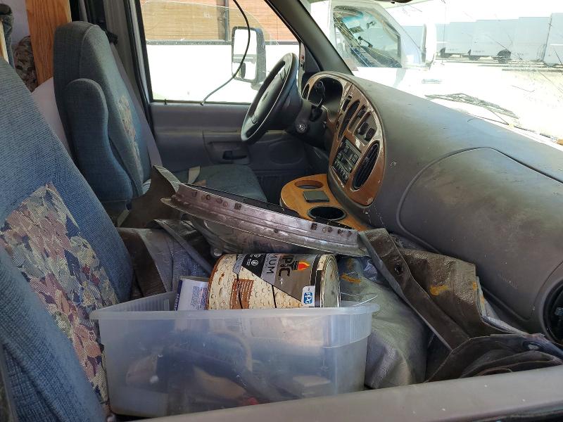 1999 Ford Econoline VIN 1FDXE40SXXHB08478 COPART salvage auction — SIDE, CA - SALVAGE CERTIFICATE, sold $10 on 2026-07-09 (photo 5)