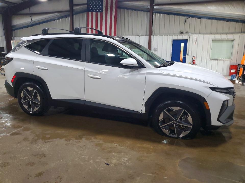 2025 Hyundai Tucson VIN KM8JCDD11SU314642 COPART salvage auction — SIDE, PA, sold $7,500 on 2026-07-22 (photo 4)