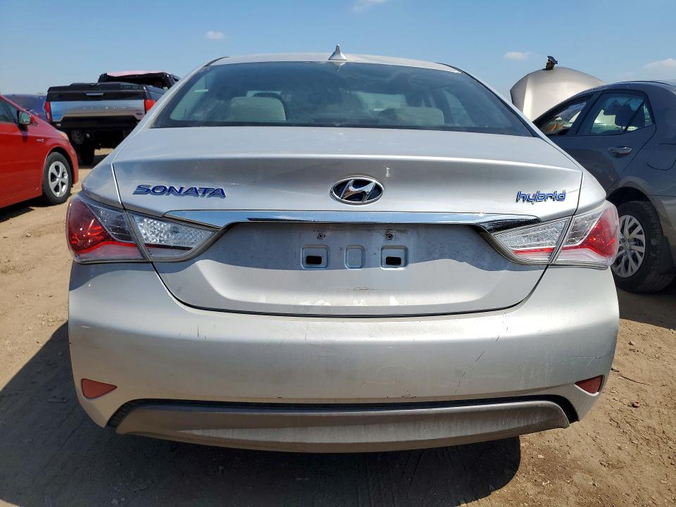2013 Hyundai Sonata VIN KMHEC4A40DA097590 COPART salvage auction — NORMAL WEAR, IL - CERTIFICATE OF TITLE, sold $1,100 on 2026-07-02 (photo 6)