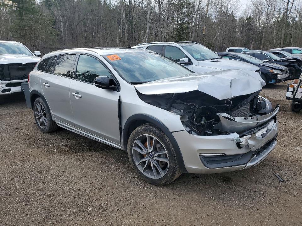 2015 Volvo V60 VIN YV4612HLXF1001156 COPART salvage auction — FRONT END, On - Permit No Brand - Unfit, sold $650 on 2026-07-14 (photo 4)