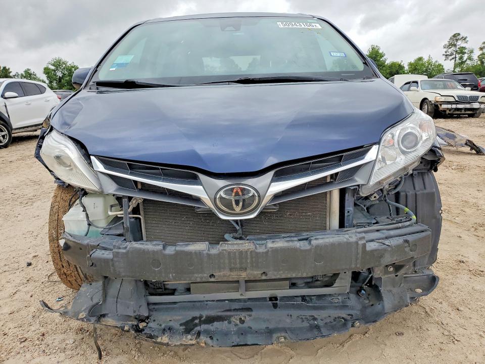 2020 Toyota Sienna VIN 5TDYZ3DC7LS062852 COPART salvage auction — FRONT END, Tx - Salvage Vehicle Title, sold $9,600 on 2026-07-03 (photo 5)