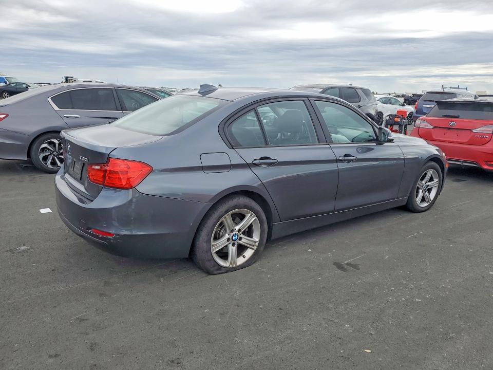 2014 BMW 3er VIN WBA3C3G58ENS71130 COPART salvage auction — REAR END, Ca - Salvage Certificate, sold $1,500 on 2026-07-08 (photo 3)