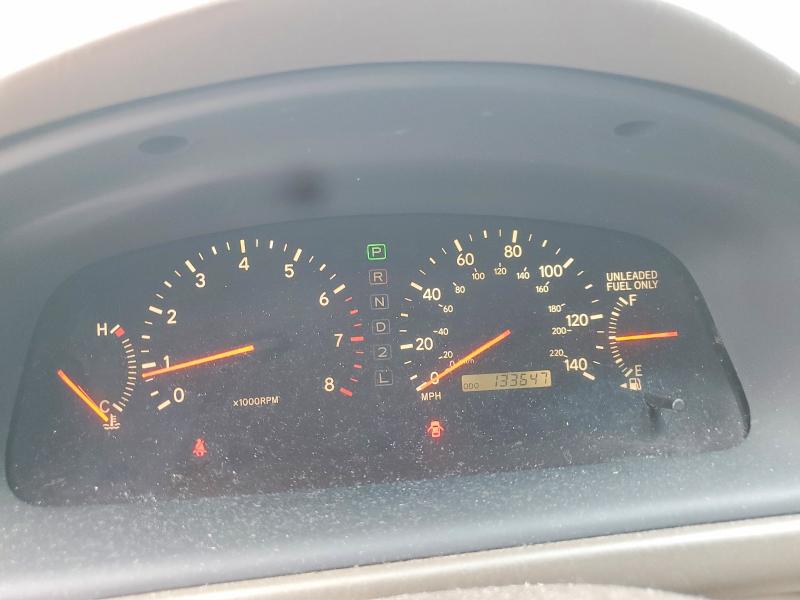 2000 Lexus ES VIN JT8BF28G4Y0286904 COPART salvage auction — REAR END, Id - Salvage Certificate Of Title, sold $200 on 2026-07-23 (photo 9)