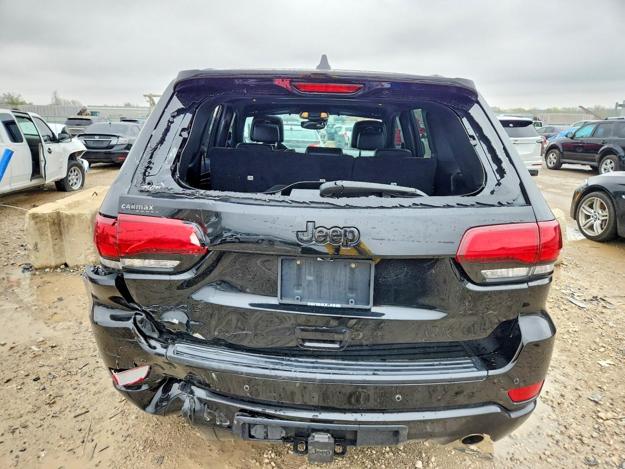 2020 Jeep Grand Cherokee VIN 1C4RJFAG6LC305492 COPART salvage auction — Rear End, KS - CERT OF TITLE-SALVAGE, sold $3,600 on 2026-07-09 (photo 6)