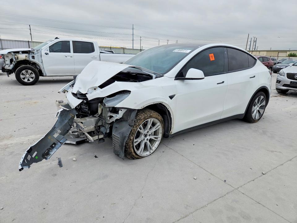2020 Tesla Model y VIN 5YJYGDEE1LF053998 COPART salvage auction — FRONT END, Tx - Salvage Vehicle Title, sold $6,200 on 2026-07-31 (photo 1)