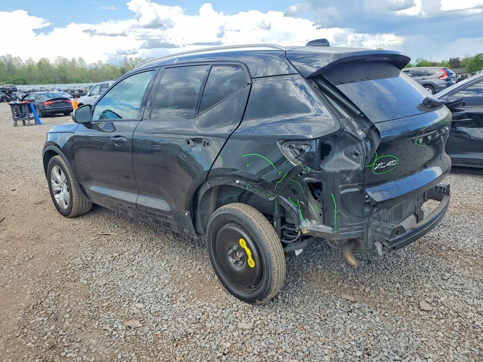 2020 Volvo Xc40 VIN YV4162UK3L2264104 COPART salvage auction — REAR END, NJ - CERT OF TITLE-SALVAGE, sold $375 on 2026-07-21 (photo 2)