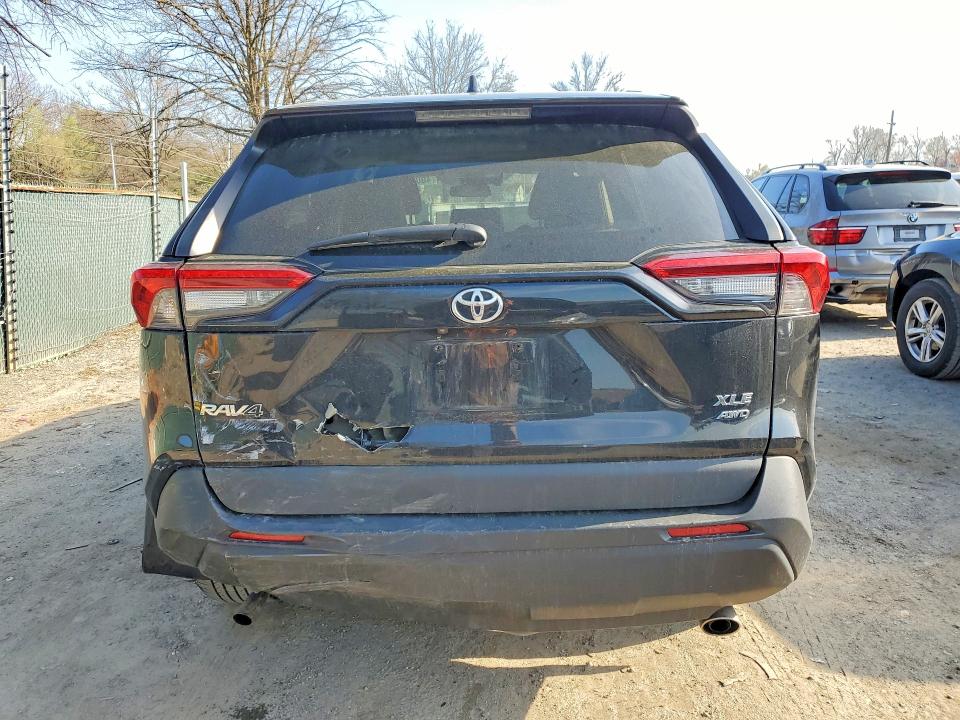 2021 Toyota Rav 4 VIN 2T3A1RFV3MC188007 COPART salvage auction — FRONT END, Md - Cert Of Salvage > 75% Damage, sold $9,400 on 2026-07-02 (photo 6)