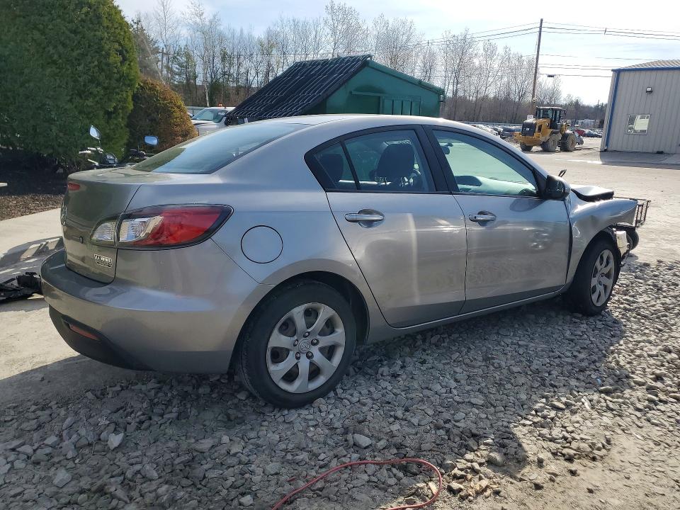 2011 Mazda 3 VIN JM1BL1UG9B1432130 COPART salvage auction — FRONT END, MA - CERT OF TITLE-RECONSTRCTD COLL, sold $400 on 2026-07-17 (photo 3)