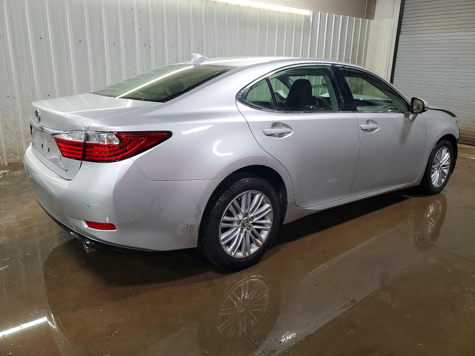 2015 Lexus VIN JTHBK1GG9F2178741 COPART salvage auction — FRONT END, Il - Salvage Certificate, sold $2,500 on 2026-07-21 (photo 3)
