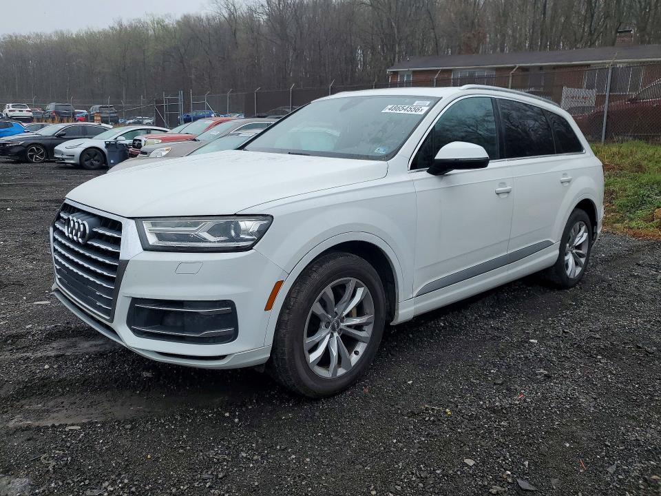 2017 Audi Q7 VIN WA1LAAF7XHD018525 COPART salvage auction — FRONT END, Md - Certificate Of Title, sold $4,400 on 2026-07-02 (photo 1)