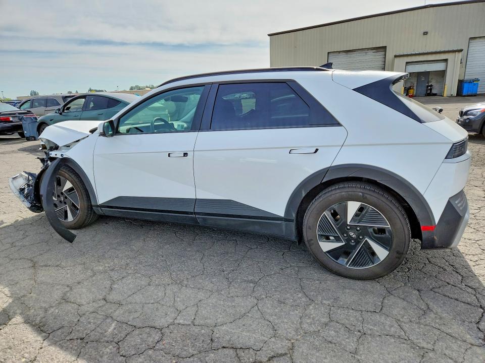 2025 Hyundai VIN 7YAKNDDC3SY034436 COPART salvage auction — FRONT END, Or - Salvage Title Certificate, sold $125 on 2026-07-27 (photo 2)