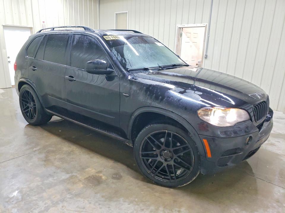 2013 BMW X5 VIN 5UXZV4C5XD0B05823 COPART salvage auction — VANDALISM, TN, sold $575 on 2026-07-23 (photo 4)
