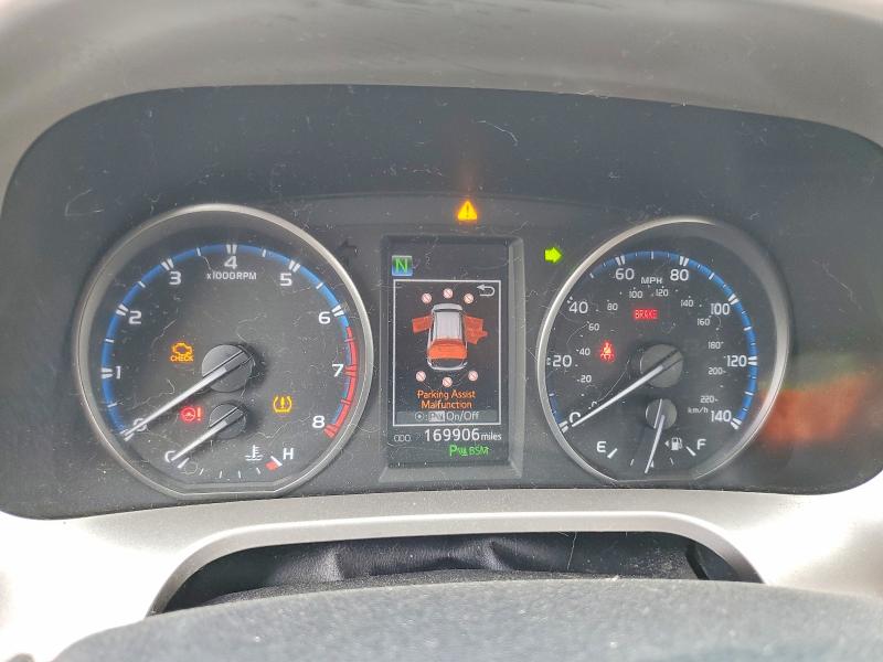 2018 Toyota Rav 4 VIN JTMWFREV2JD122838 COPART salvage auction — REAR END, Tx - Salvage Vehicle Title, sold $15 on 2026-07-30 (photo 9)