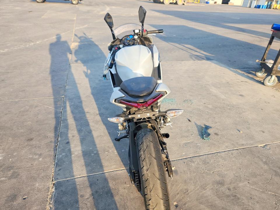 2024 Kawasaki Zx VIN ML5EXGG13RDA25230 COPART salvage auction — FRONT END, Tx - Certificate Of Title, sold $125 on 2026-07-30 (photo 4)