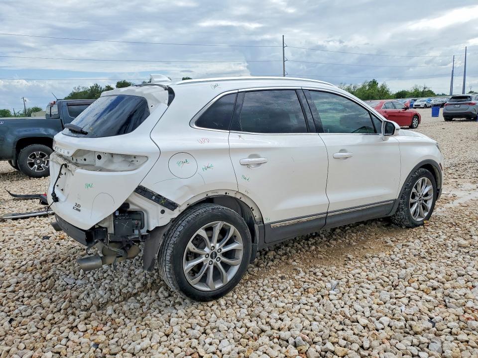 2015 Lincoln VIN 5LMCJ1A95FUJ09299 COPART salvage auction — REAR END, Tx - Salvage Vehicle Title, sold $1,650 on 2026-07-02 (photo 3)