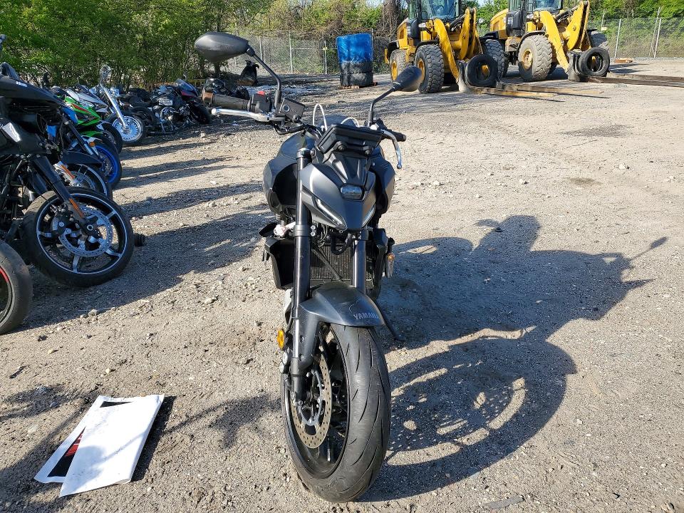 2025 Yamaha Mtn690 VIN JYARM48E6SA000953 COPART salvage auction — SIDE, Md - Cert Of Salvage > 75% Damage, sold $4,000 on 2026-07-16 (photo 2)