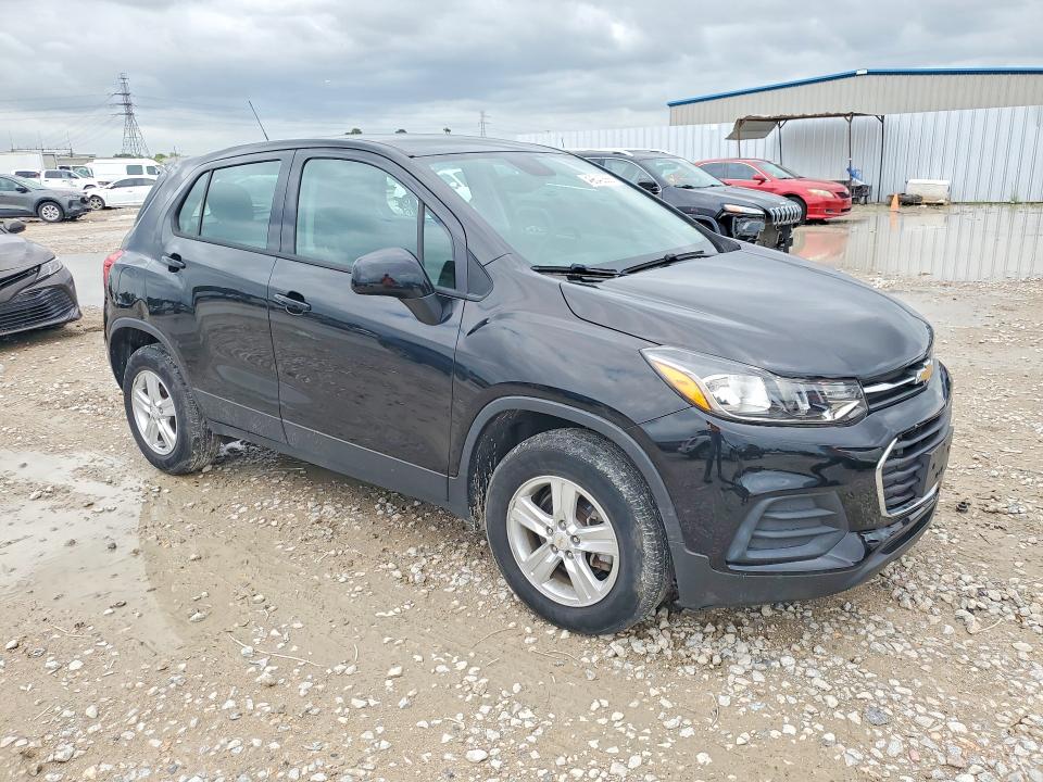 2020 Chevrolet Trax VIN KL7CJNSB9LB053694 COPART salvage auction — WATER/FLOOD, Ny - Mv907A-Flood Salvage, sold $1,250 on 2026-07-02 (photo 4)