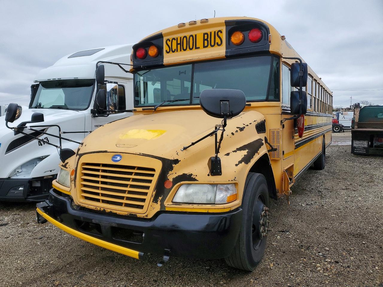 2012 Bluebird Vision VIN 1BAKGCPH8CF287780 COPART salvage auction — Normal Wear, IL - CERTIFICATE OF TITLE, sold $1,400 on 2026-07-09 (photo 2)