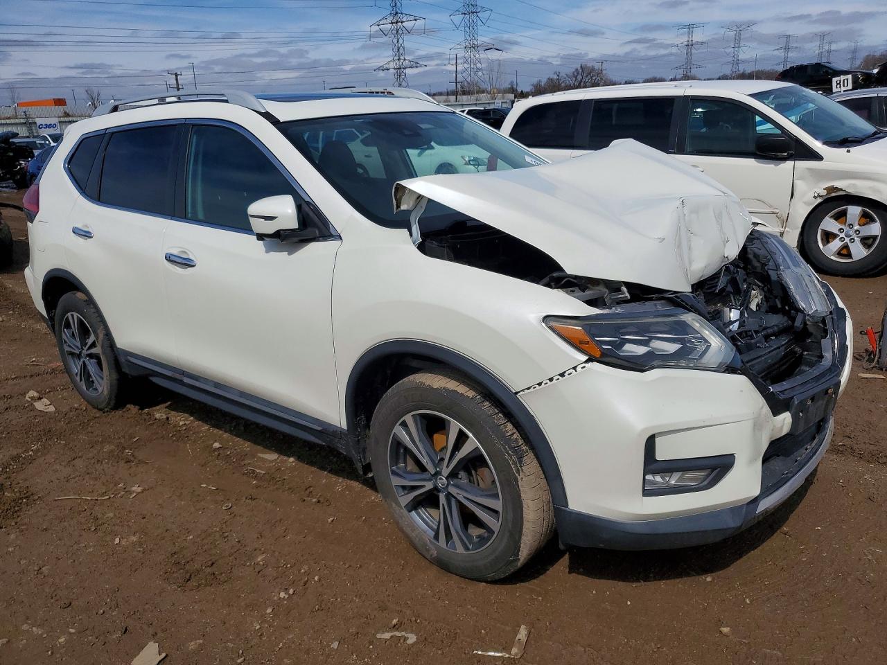 2017 Nissan Rogue VIN 5N1AT2MV6HC730725 COPART salvage auction — Front End, IL - SALVAGE CERTIFICATE, sold $2,300 on 2026-06-30 (photo 4)
