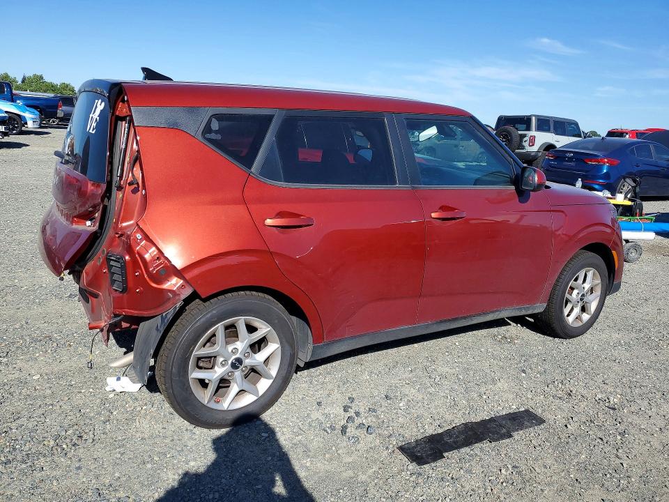 2023 Kia Soul VIN KNDJ23AU5P7875044 COPART salvage auction — REAR END, CA, sold $3,100 on 2026-07-30 (photo 3)
