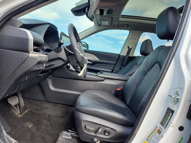 2024 Toyota Highlander VIN 5TDAAAA50RS017182 COPART salvage auction — SIDE, Fl - Cert Of Title Slvg Rebuildable, sold $27,000 on 2026-07-07 (photo 7)
