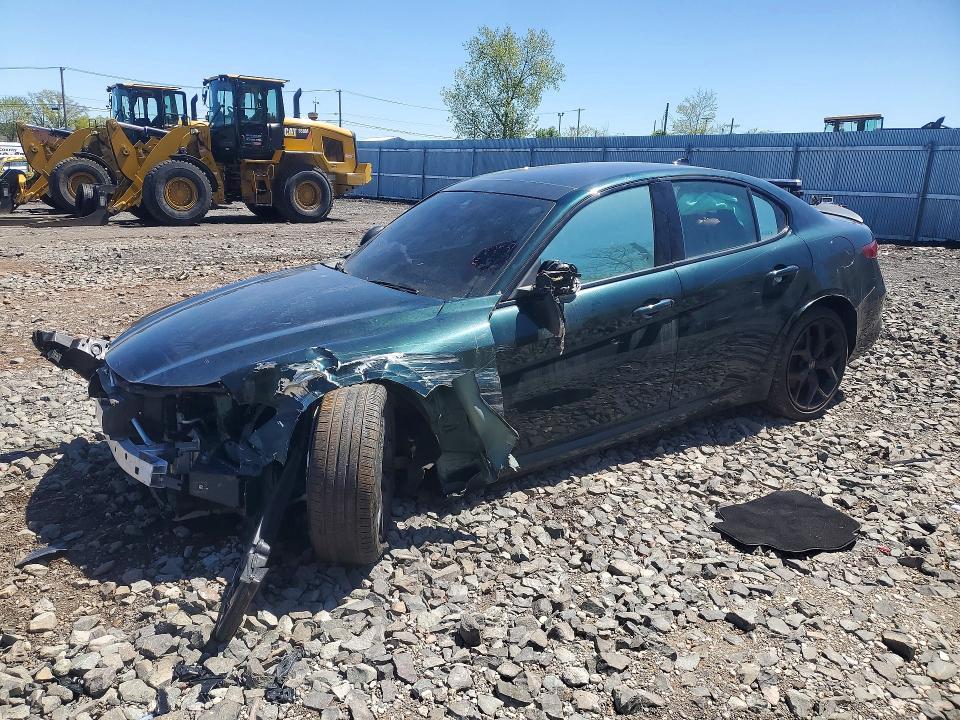 2020 Alfa romeo Giulia VIN ZARFANBN7L7625185 COPART salvage auction — FRONT END, In - Certificate Of Title, sold $725 on 2026-07-23 (photo 1)