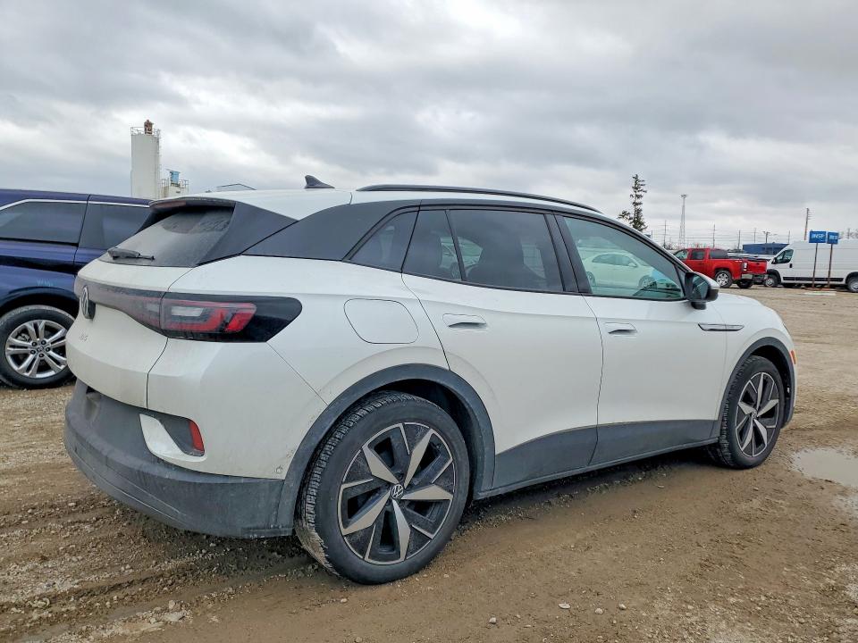 2023 Volkswagen Id.4 VIN 1V25MPE85PC030426 COPART salvage auction — SIDE, IA - CERT OF TITLE-SALVAGE TITLE, sold $825 on 2026-07-29 (photo 3)