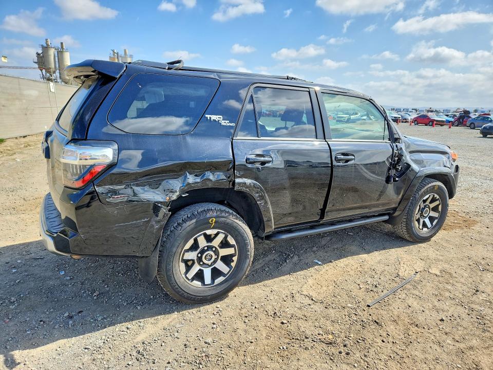 2024 Toyota 4runner VIN JTEPU5JR4R6304841 COPART salvage auction — ROLLOVER, Ca - Salvage Certificate, sold $7,400 on 2026-07-02 (photo 3)