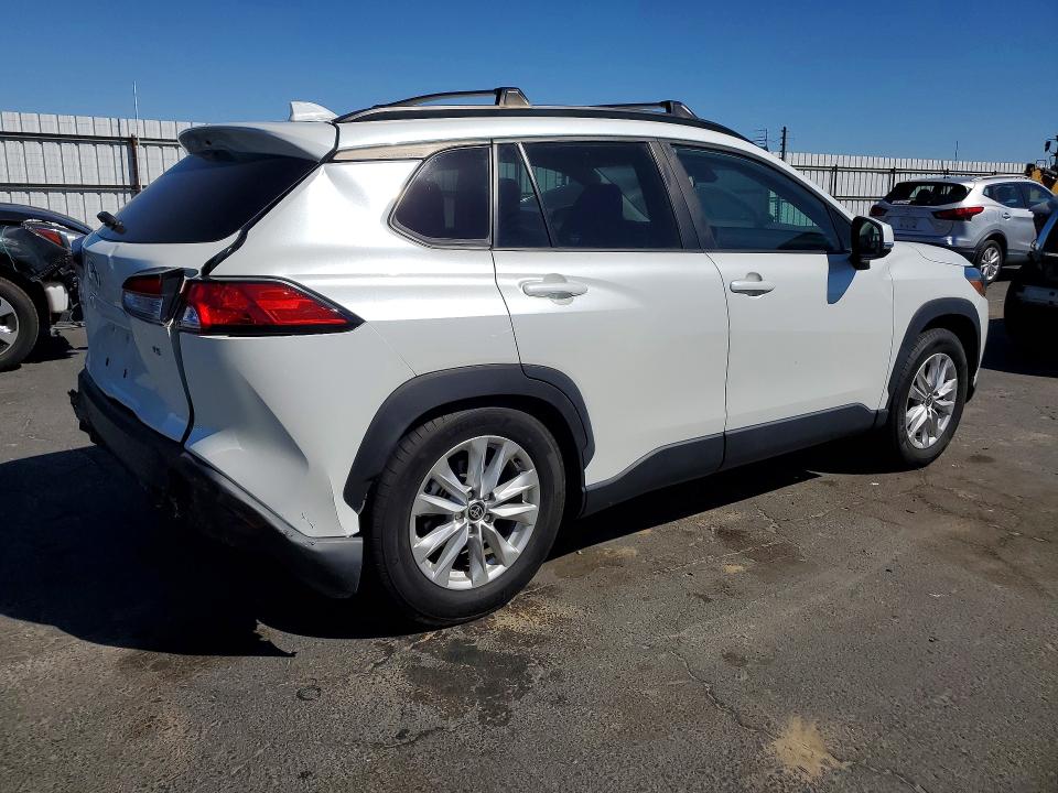 2022 Toyota Corolla cross VIN 7MUCAAAG0NV026555 COPART salvage auction — REAR END, Ca - Salvage Certificate, sold $7,000 on 2026-07-09 (photo 3)