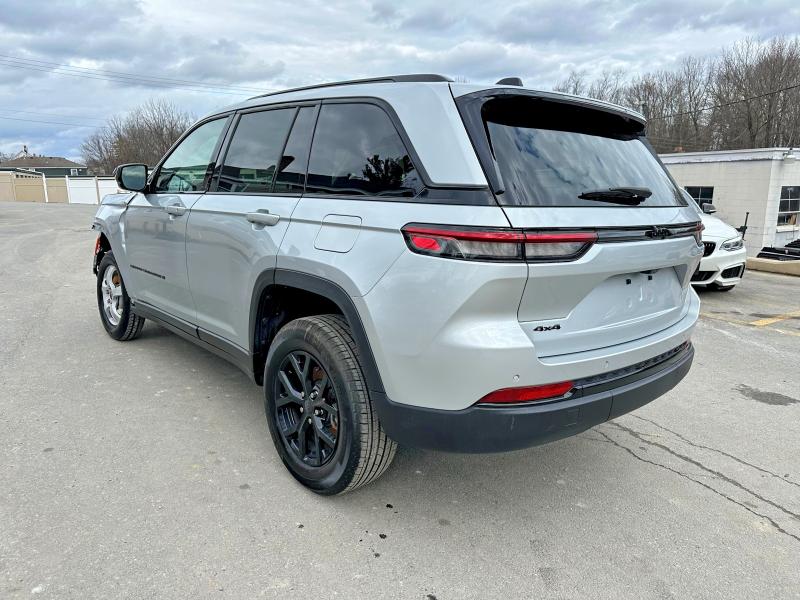 2025 Jeep Cherokee VIN 1C4RJHAGXS8656063 COPART salvage auction — FRONT END, Fl - Certificate Of Title, sold $20,800 on 2026-07-29 (photo 2)