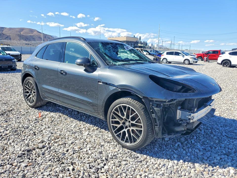 2019 Porsche Macan VIN WP1AA2A51KLB03807 COPART salvage auction — FRONT END, Nv - Salvage Title, sold $11,500 on 2026-07-20 (photo 4)